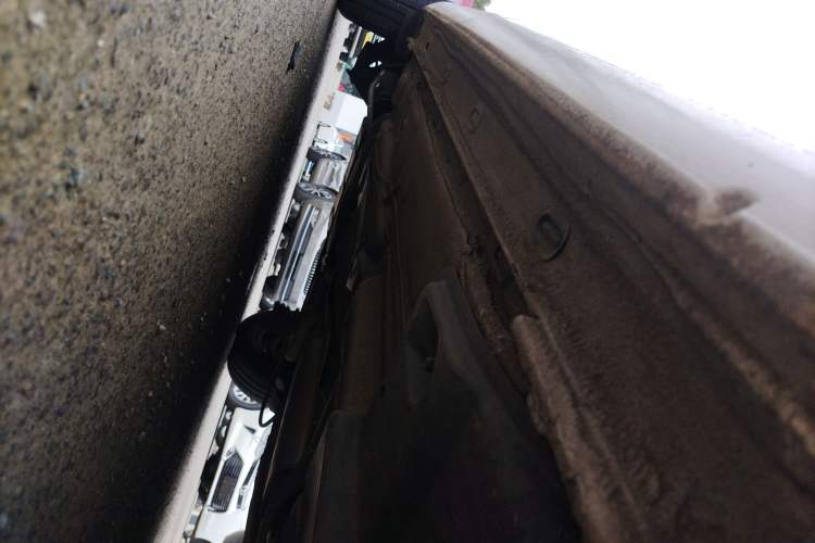 Used Skoda Rapid 2022 1.5L Automatic Comfort Edition Right Side Sill