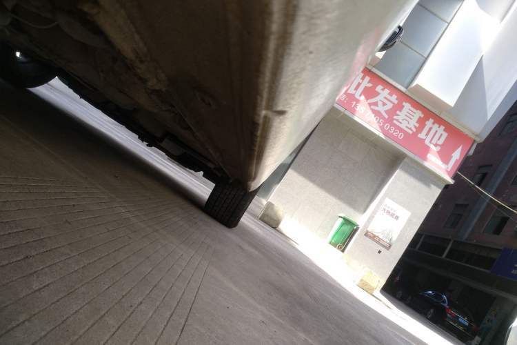 Used Skoda Rapid 2022 1.5L Automatic Comfort Edition Right Side Sill