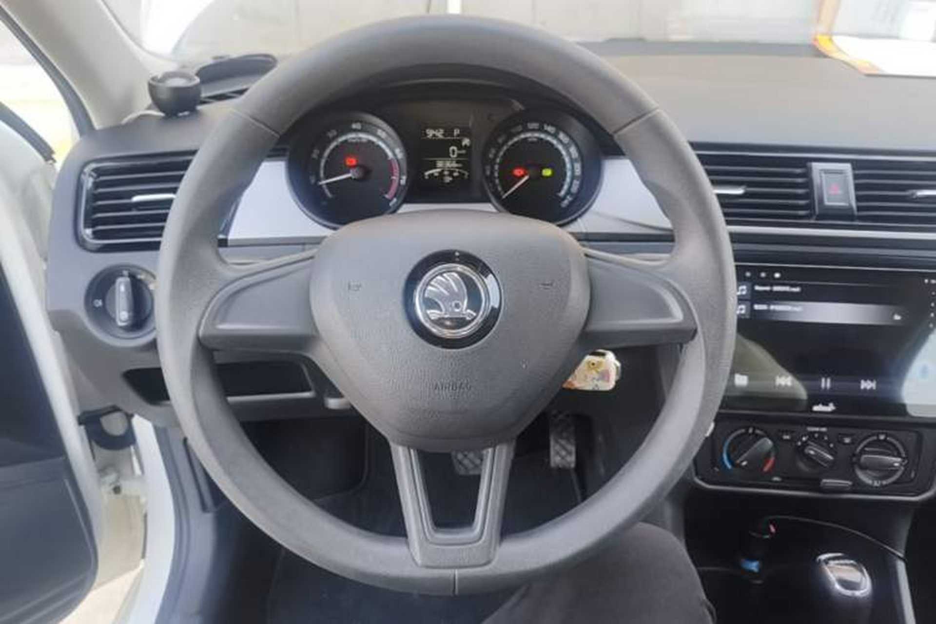 Used Skoda Rapid 2022 1.5L Automatic Comfort Edition Steering Wheel