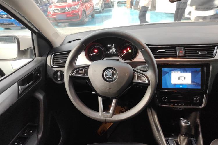 Used Skoda Rapid 2022 1.5L Automatic Comfort Edition Steering Wheel