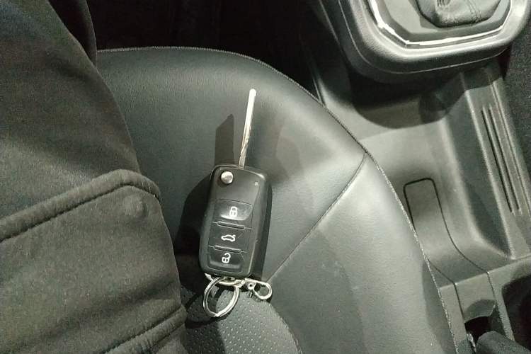 Used Skoda Rapid 2022 1.5L Automatic Comfort Edition Vehicle Key