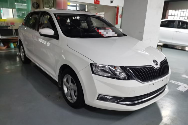 Used Skoda Rapid Spaceback 2019 Revised Version 1.5L Automatic Comfort Edition China V Standard Front Right 45 Deg