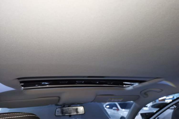 Used Skoda Rapid Spaceback 2019 Revised Version 1.5L Automatic Comfort Edition China V Standard Headliner