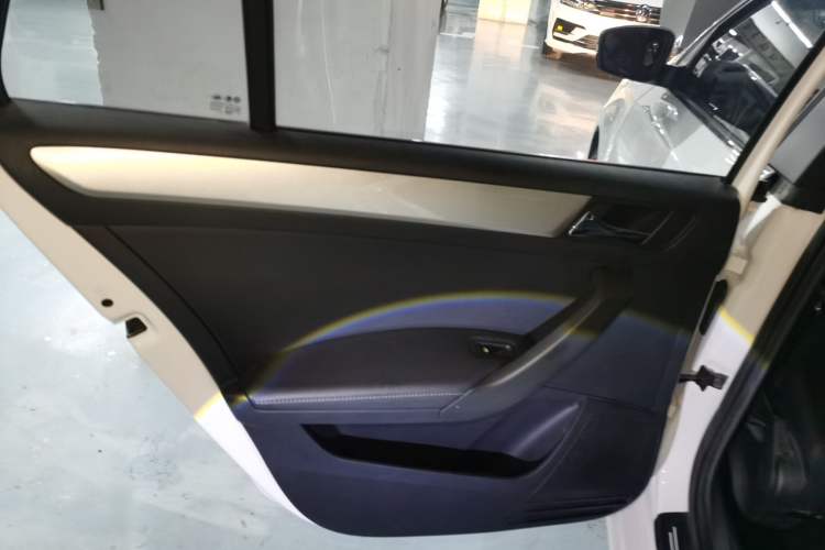 Used Skoda Rapid Spaceback 2019 Revised Version 1.5L Automatic Comfort Edition China V Standard Left Rear Door Interior