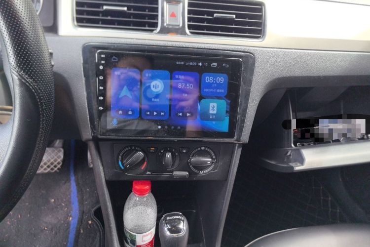 Used Skoda Rapid Spaceback 2014 1.6L Automatic Enjoyment Edition Audio And AC Panel