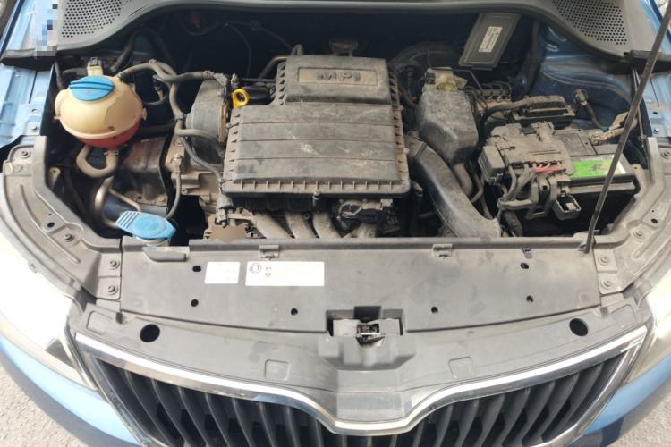 Used Skoda Rapid Spaceback 2014 1.6L Automatic Enjoyment Edition Engine Bay