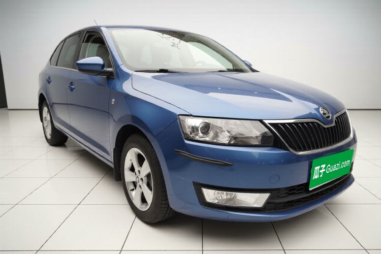 Used Skoda Rapid Spaceback 2014 1.4 TSI DSG Comfort Edition Exterior 1