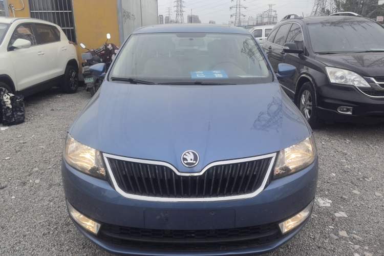 Used Skoda Rapid Spaceback 2014 1.6L Automatic Enjoyment Edition Front