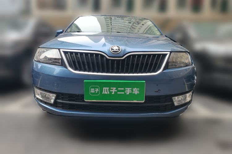 Used Skoda Rapid Spaceback 2014 1.6L Automatic Enjoyment Edition Front