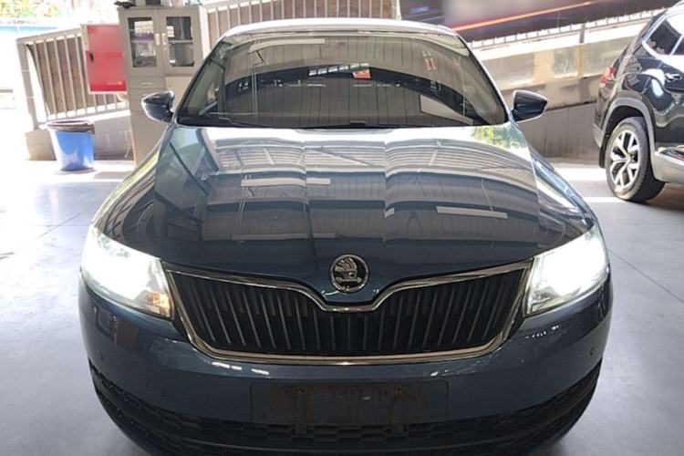 Used Skoda Rapid Spaceback 2014 1.6L Automatic Enjoyment Edition Front