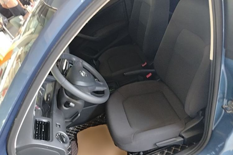 Used Skoda Rapid Spaceback 2014 1.6L Automatic Enjoyment Edition Left Front Seat