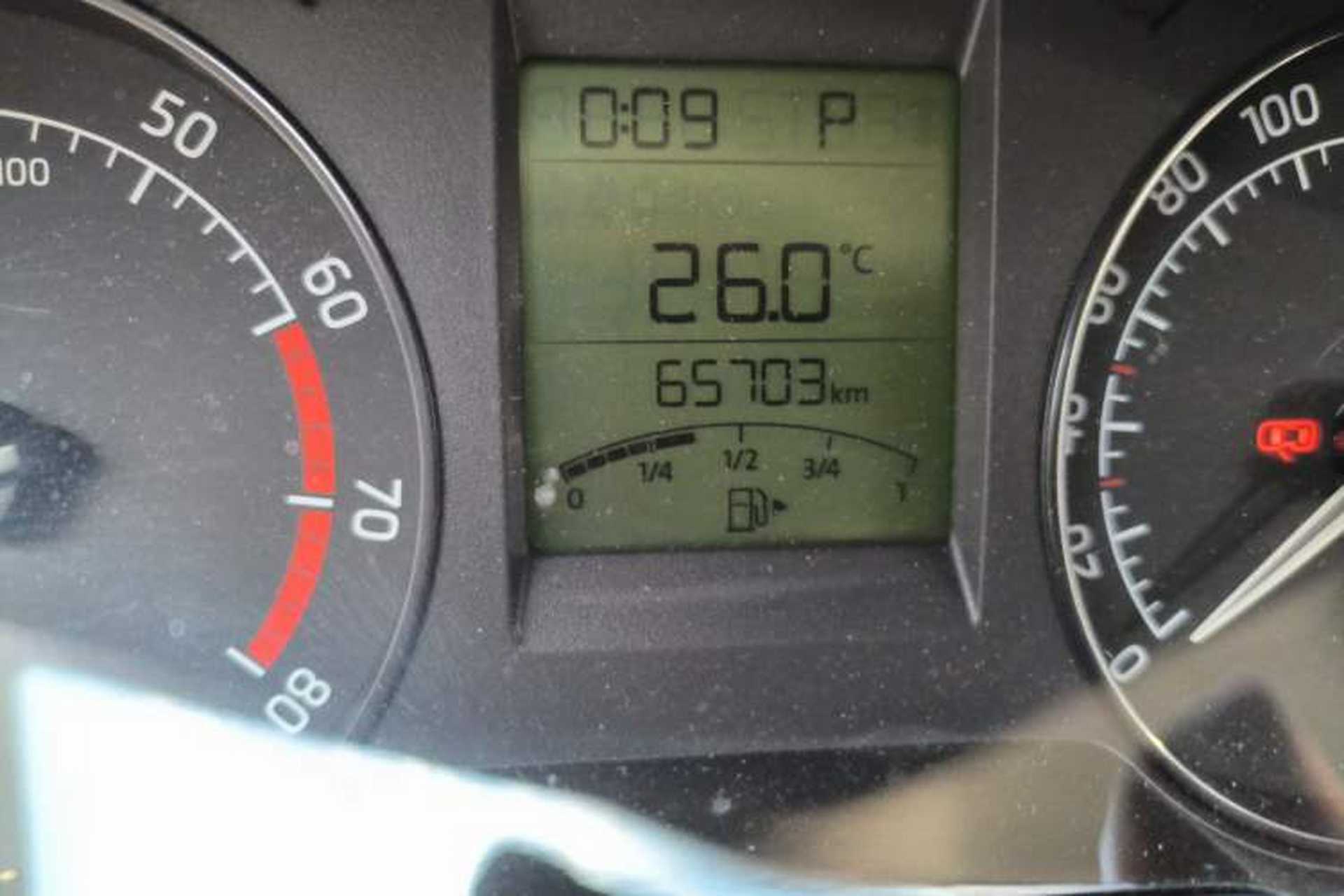 Used Skoda Rapid Spaceback 2014 1.6L Automatic Enjoyment Edition Odometer Close Up