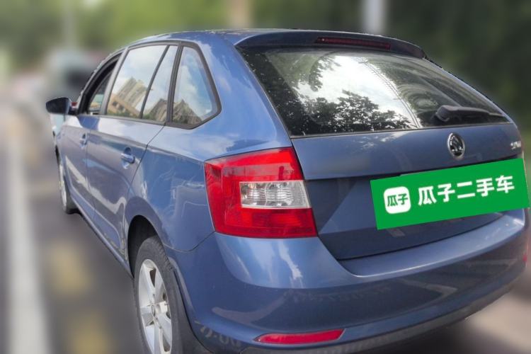 Used Skoda Rapid Spaceback 2014 1.6L Automatic Enjoyment Edition Rear Left 45 Deg