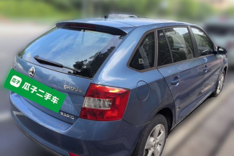 Used Skoda Rapid Spaceback 2014 1.6L Automatic Enjoyment Edition Rear Right 45 Deg