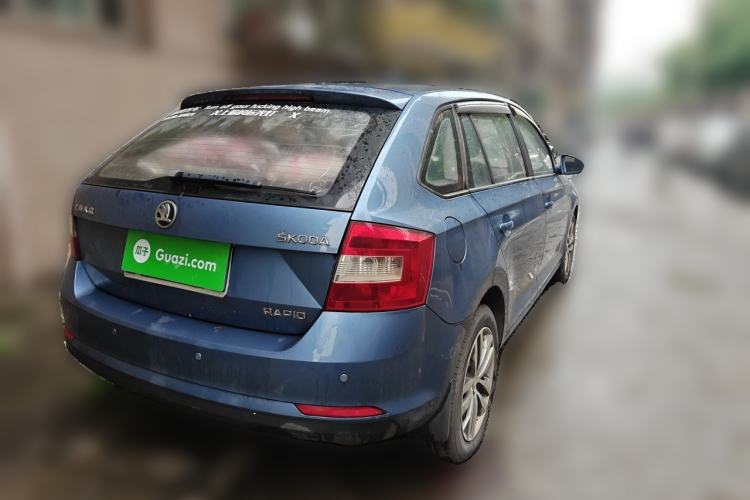 Used Skoda Rapid Spaceback 2014 1.6L Automatic Enjoyment Edition Rear Right 45 Deg
