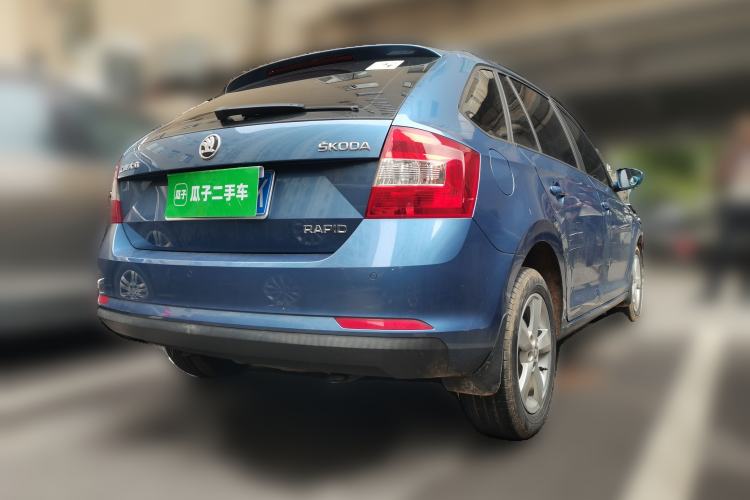 Used Skoda Rapid Spaceback 2014 1.6L Automatic Enjoyment Edition Rear Right 45 Deg