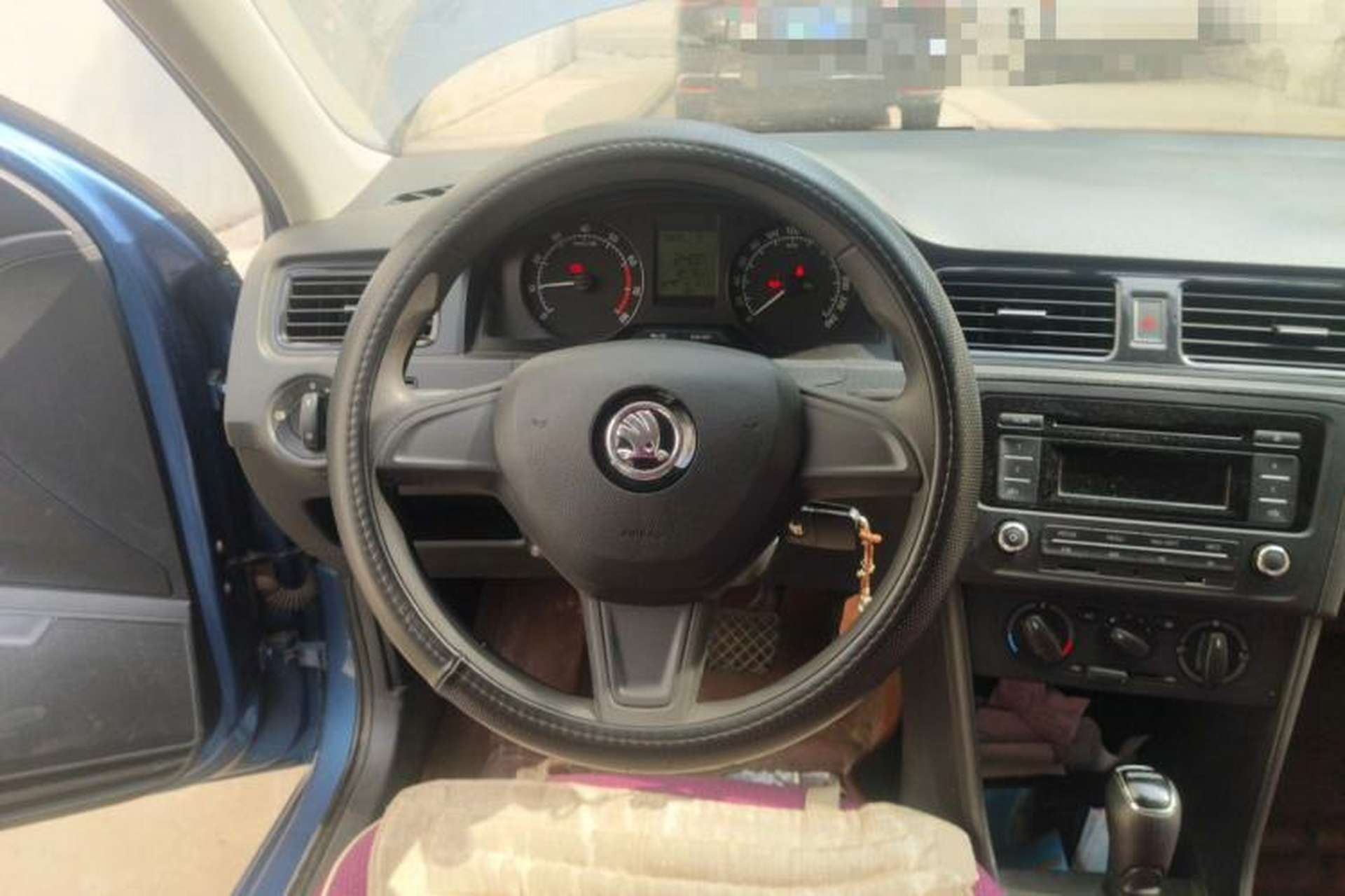 Used Skoda Rapid Spaceback 2014 1.6L Automatic Enjoyment Edition Steering Wheel