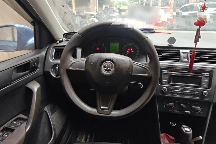 Used Skoda Rapid Spaceback 2014 1.6L Automatic Enjoyment Edition Steering Wheel
