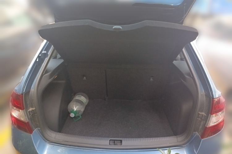 Used Skoda Rapid Spaceback 2014 1.6L Automatic Enjoyment Edition Trunk