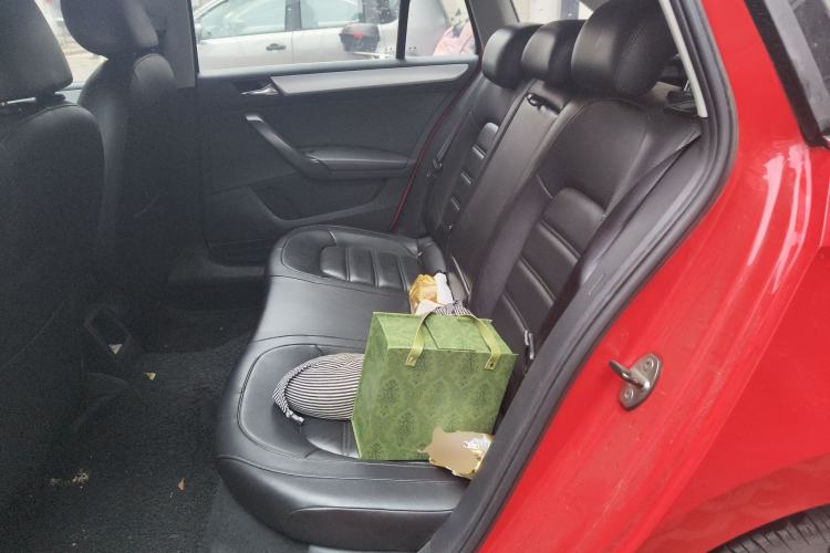 Used Skoda Rapid Spaceback 2014 1.4 TSI DSG Trend Edition Left Rear Seat