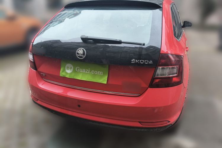 Used Skoda Rapid Spaceback 2014 1.4 TSI DSG Trend Edition Rear
