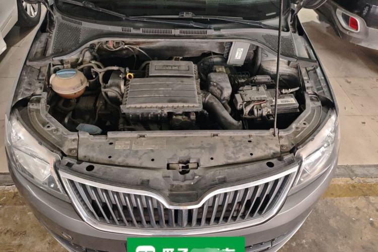 Used Skoda Rapid Spaceback 2014 1.6L Automatic Enjoyment Edition Engine Bay