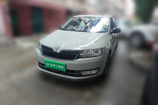 Used Skoda Rapid Spaceback 2014 1.6L Automatic Enjoyment Edition