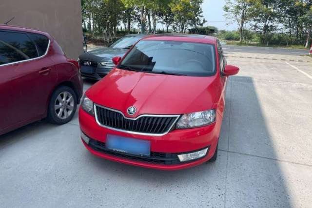 Used Skoda Rapid Spaceback 2014 1.6L Automatic Enjoyment Edition