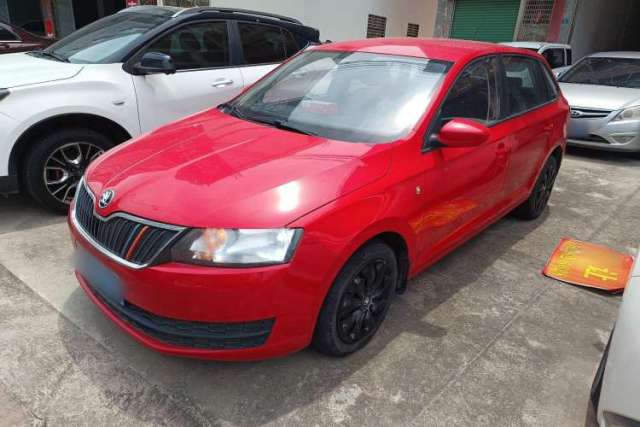 Used Skoda Rapid Spaceback 2014 1.6L Automatic Enjoyment Edition