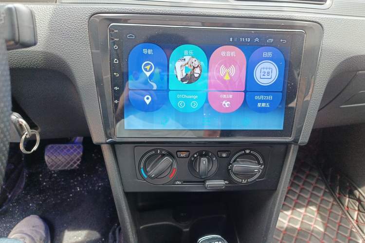 Used Skoda Rapid Spaceback 2014 1.6L Automatic Enjoyment Edition Audio And AC Panel
