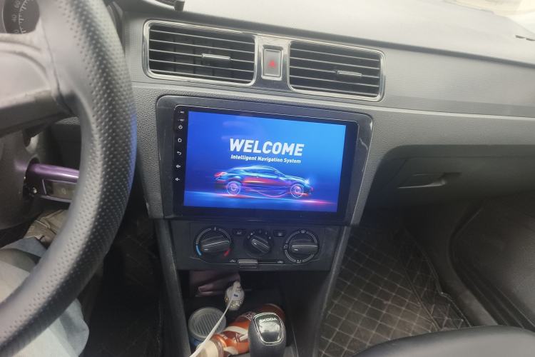 Used Skoda Rapid Spaceback 2014 1.6L Automatic Enjoyment Edition Audio And AC Panel
