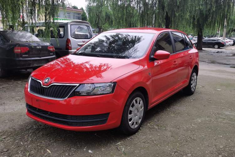 Skoda Rapid Spaceback 2014 1.6L Automatic Enjoyment Edition usado Guazi used car, China used car export, Used car for sale, Used cars, Cheapest cars for sale