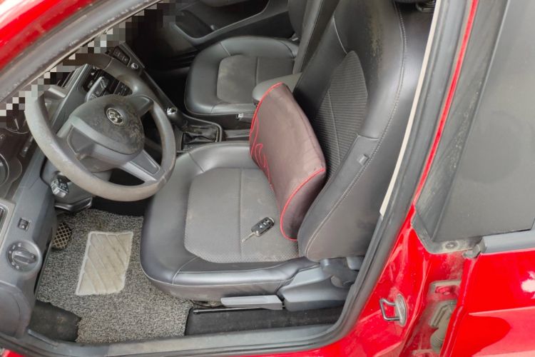 Used Skoda Rapid Spaceback 2014 1.6L Automatic Enjoyment Edition Driver Seat