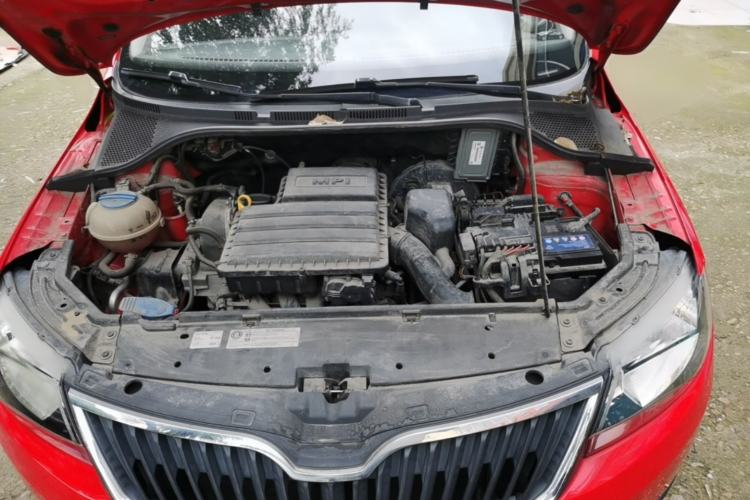 Used Skoda Rapid Spaceback 2014 1.6L Automatic Enjoyment Edition Engine Bay