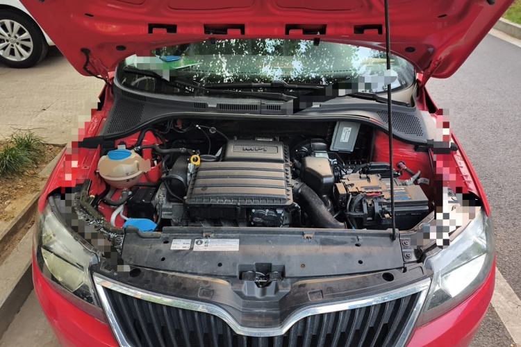 Used Skoda Rapid Spaceback 2014 1.6L Automatic Enjoyment Edition Engine Bay