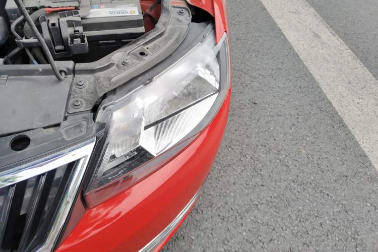 Used Skoda Rapid Spaceback 2014 1.6L Automatic Enjoyment Edition Engine Bay Left