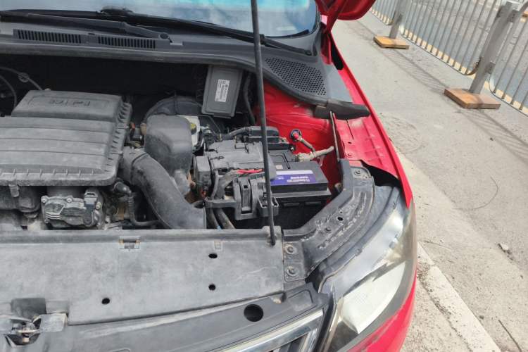 Used Skoda Rapid Spaceback 2014 1.6L Automatic Enjoyment Edition Engine Bay Left