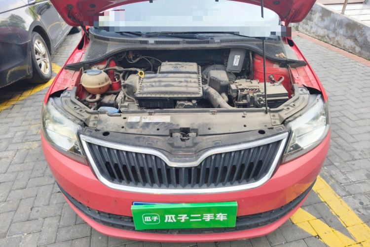Used Skoda Rapid Spaceback 2014 1.6L Manual Enjoyment Edition Engine Bay