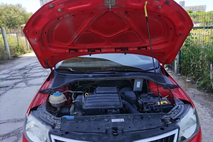 Used Skoda Rapid Spaceback 2014 1.6L Automatic Enjoyment Edition Engine Bay
