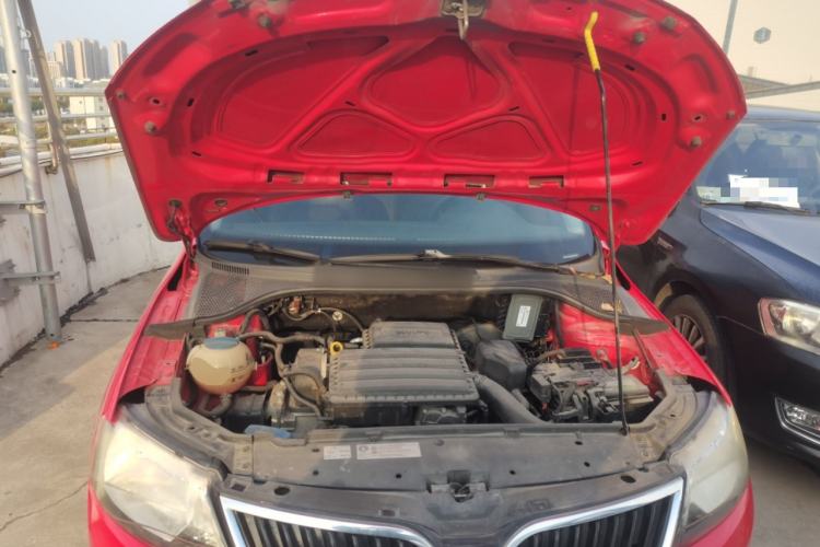 Used Skoda Rapid Spaceback 2014 1.6L Automatic Enjoyment Edition Engine Bay