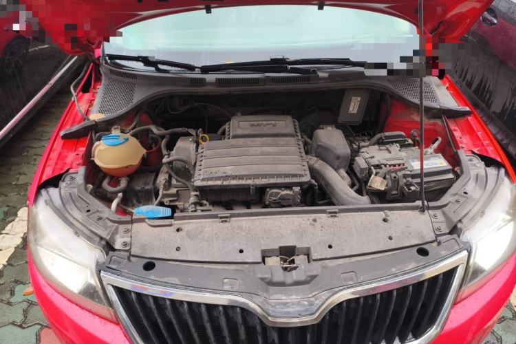 Used Skoda Rapid Spaceback 2014 1.6L Automatic Enjoyment Edition Engine Bay