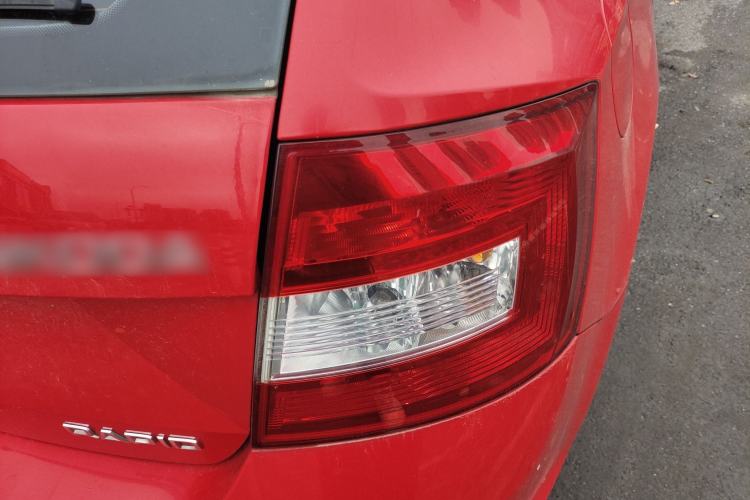 Used Skoda Rapid Spaceback 2014 1.6L Automatic Enjoyment Edition Exterior 1