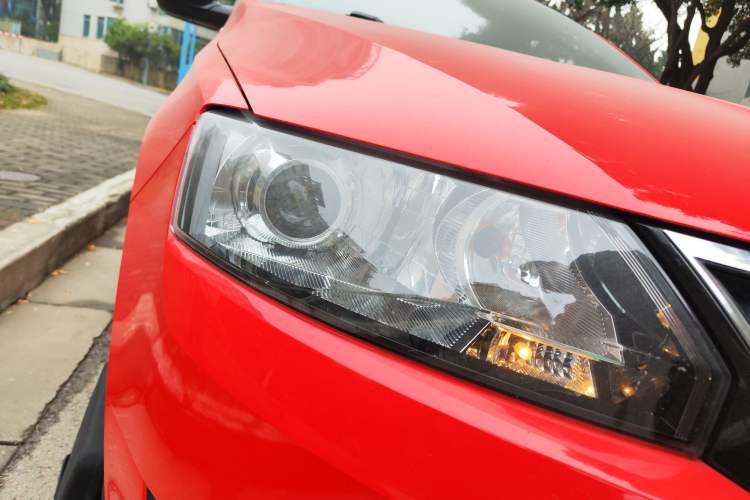 Used Skoda Rapid Spaceback 2014 1.4 TSI DSG Trend Edition Exterior 3