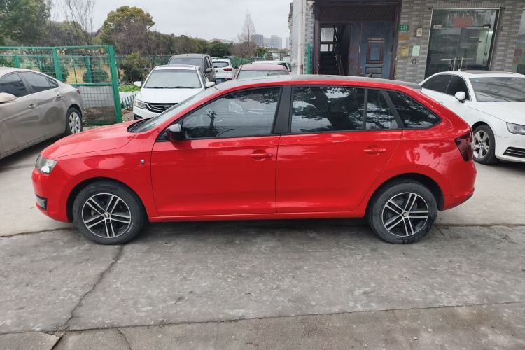 Used Skoda Rapid Spaceback 2014 1.6L Manual Enjoyment Edition Exterior 5