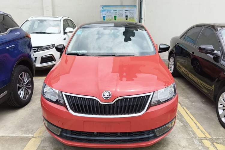 Used Skoda Rapid Spaceback 2014 1.6L Automatic Enjoyment Edition Front