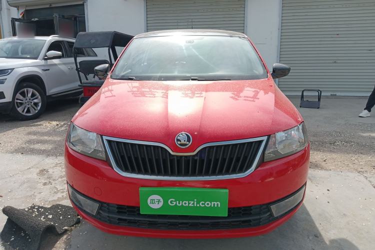 Used Skoda Rapid Spaceback 2014 1.6L Automatic Enjoyment Edition Front