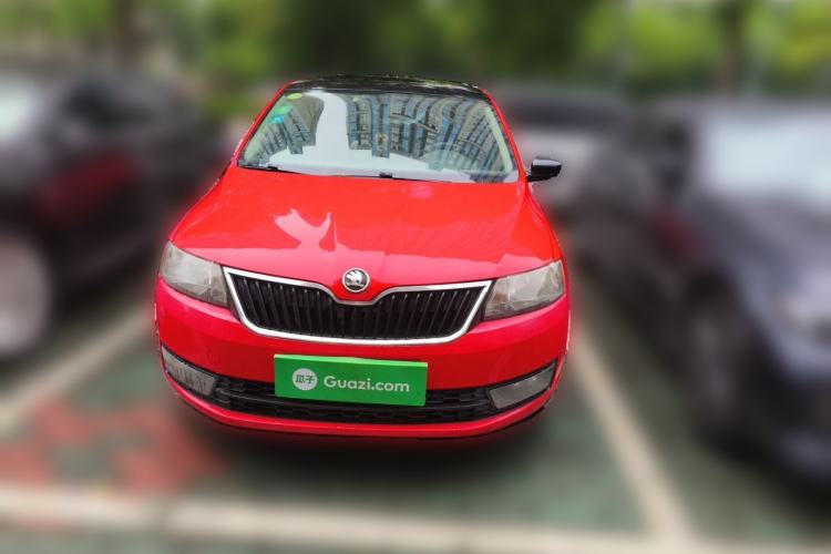 Used Skoda Rapid Spaceback 2014 1.6L Automatic Enjoyment Edition Front