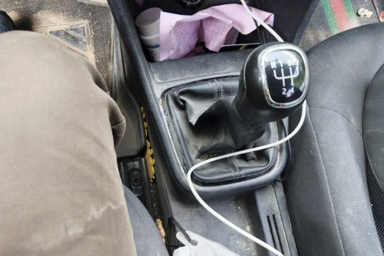 Used Skoda Rapid Spaceback 2014 1.6L Manual Enjoyment Edition Gear Lever