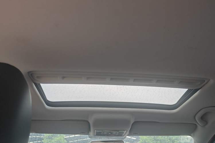 Used Skoda Rapid Spaceback 2014 1.6L Automatic Enjoyment Edition Headliner