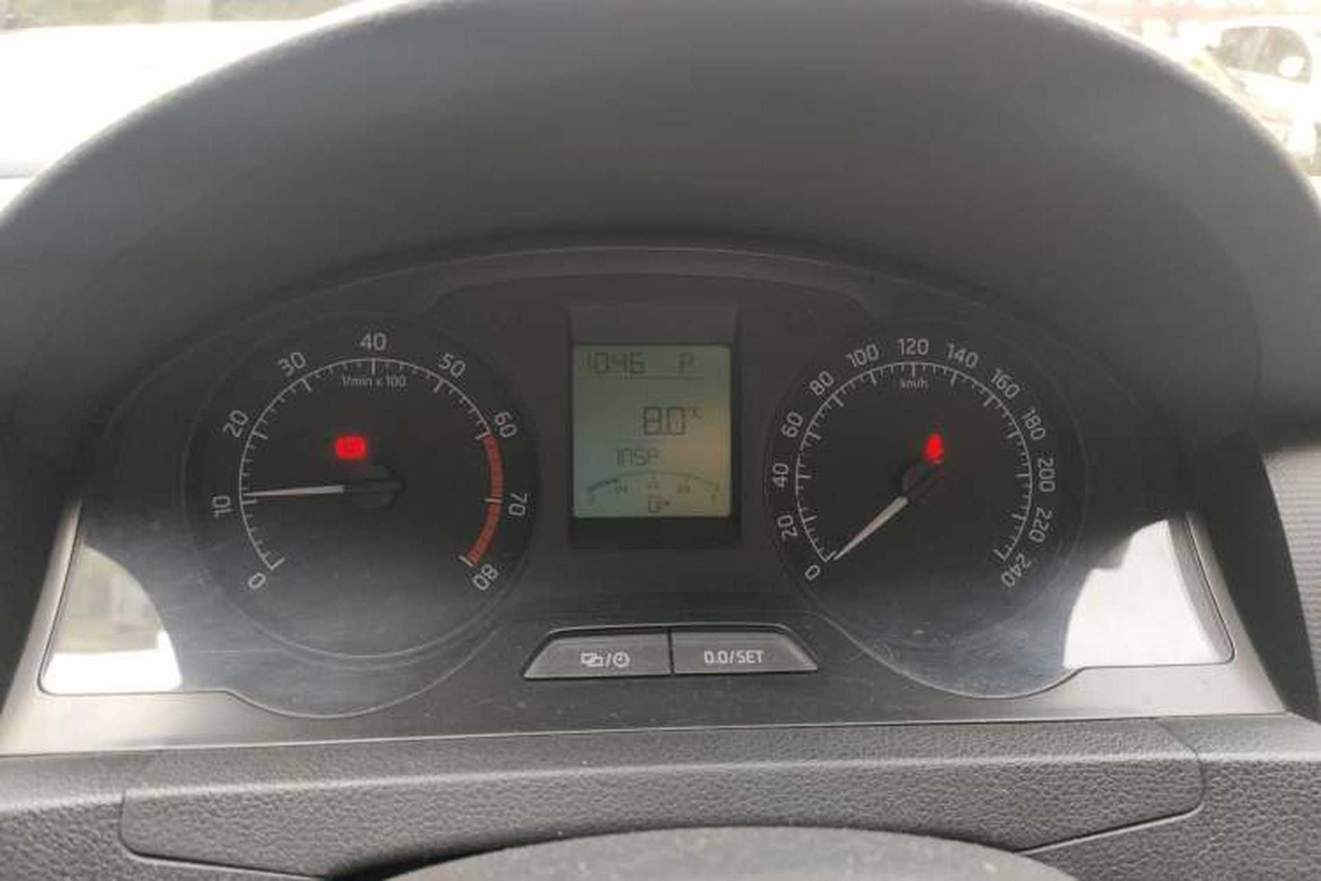 Used Skoda Rapid Spaceback 2014 1.6L Automatic Enjoyment Edition Instrument Cluster